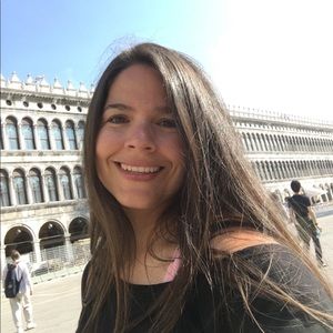 Meet your Posher, Melida